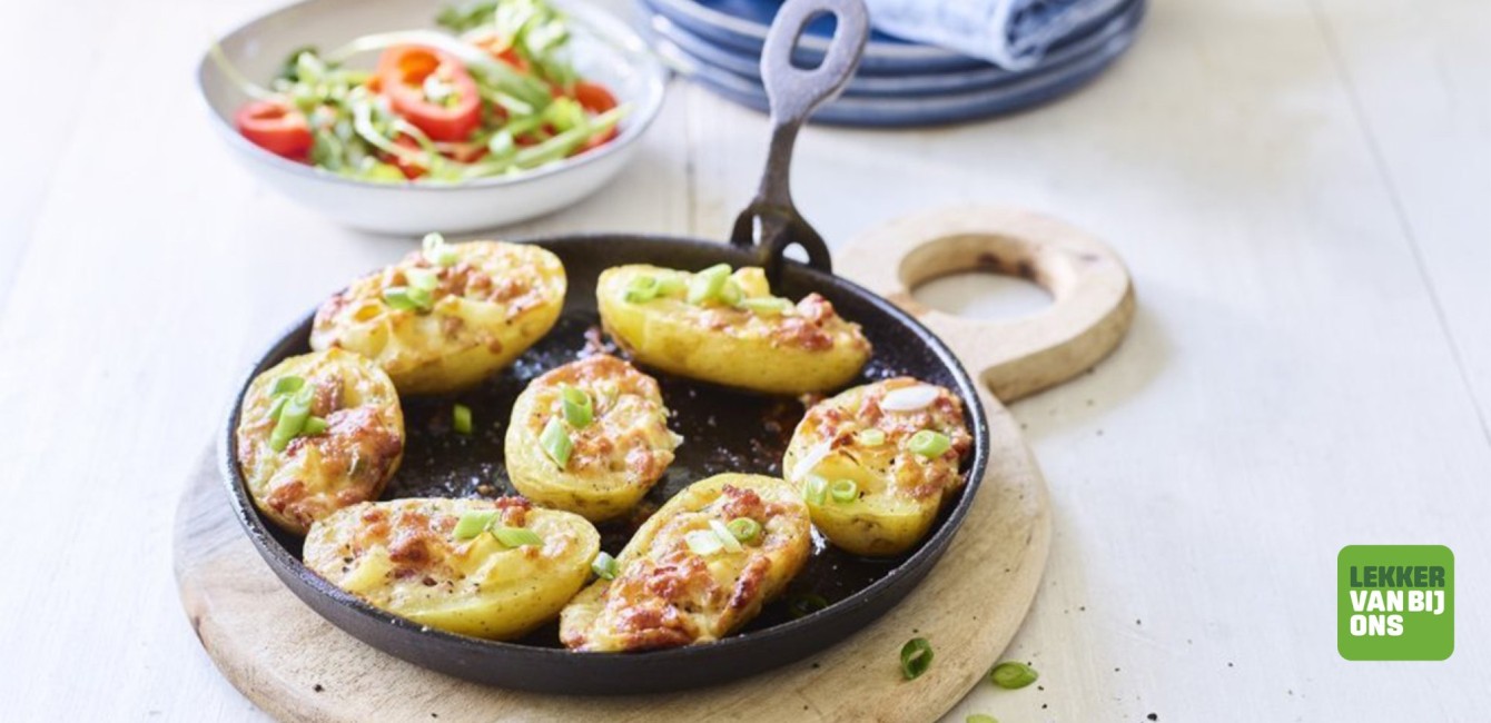 Lekker van bij ons:<br> Gevulde aardappelen op<br>  de barbecue  met spek<br>  en Flandrien Oud
